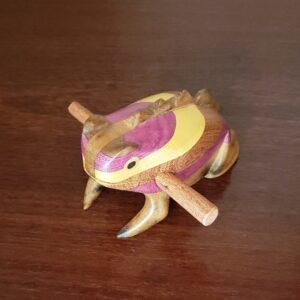 Sapo Cantor Marchetado M - 12 x 7 x 8 cm