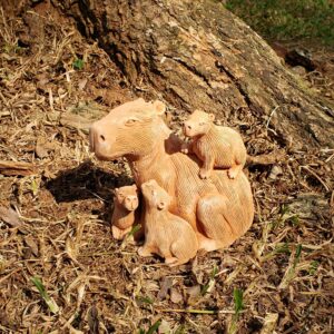 Capivara com Filhotes - Natural - 13 x 12 x 13 cm