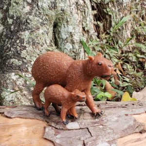 Capivara com Filhote Macuxi P - 11 x 6 x 7 cm