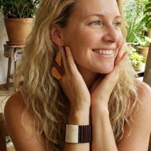 Brincos Marchetados Alê - nº 03 - 5,0 x 2,5 cm