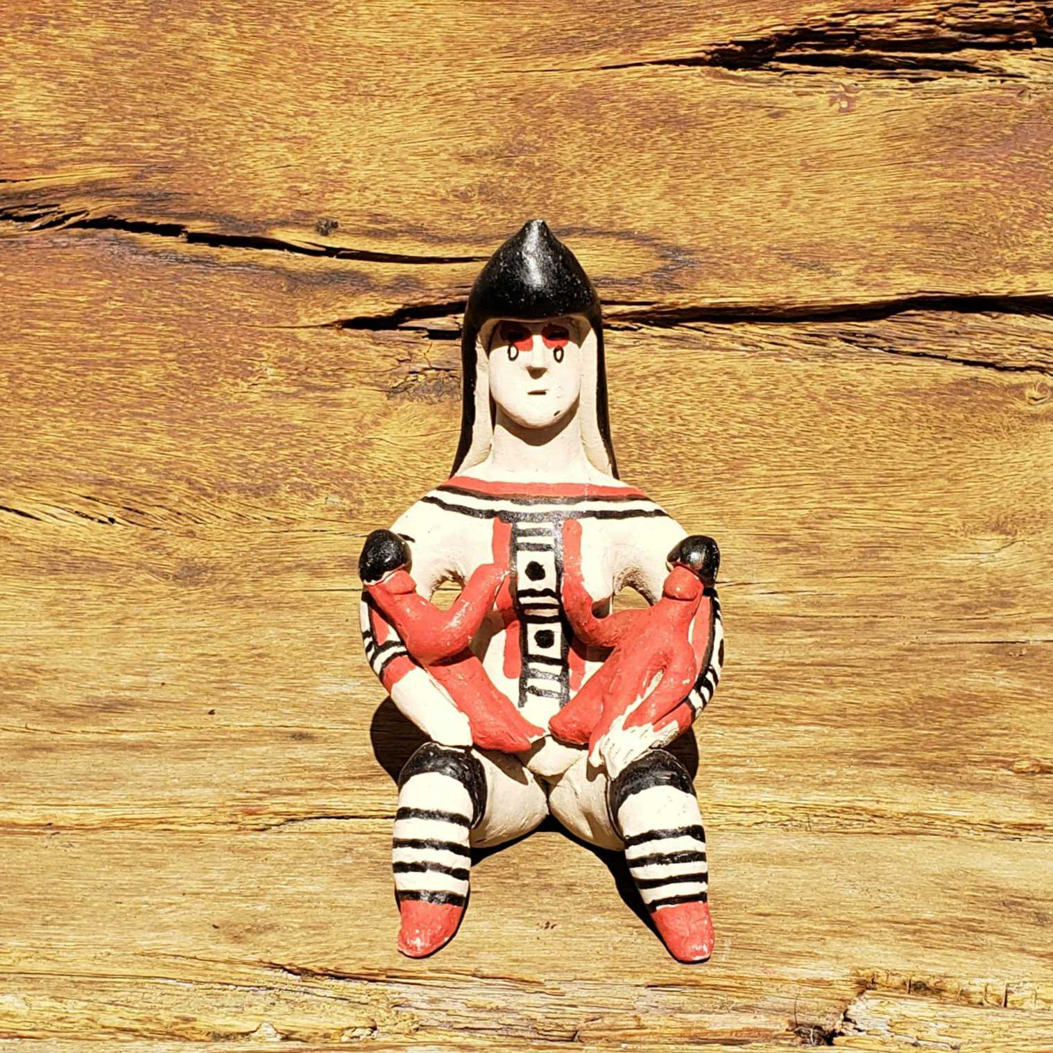 Boneca Karajá com Filhos - MG4 - 9 x 9 x 16 cm